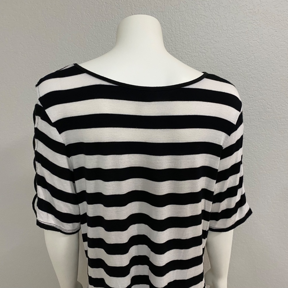 Per Seption Woman Cold Shoulder Top - Picture 5 of 7